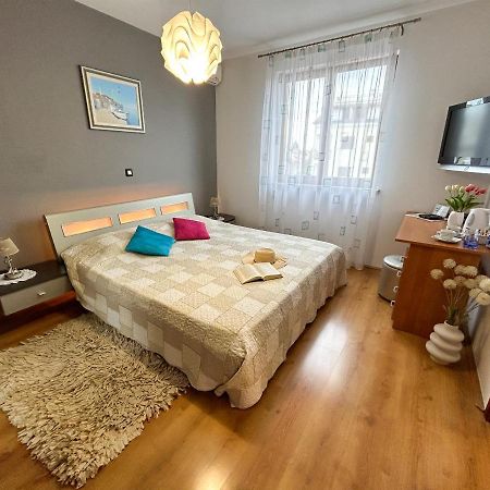 Room Adry Rovinj Exterior foto