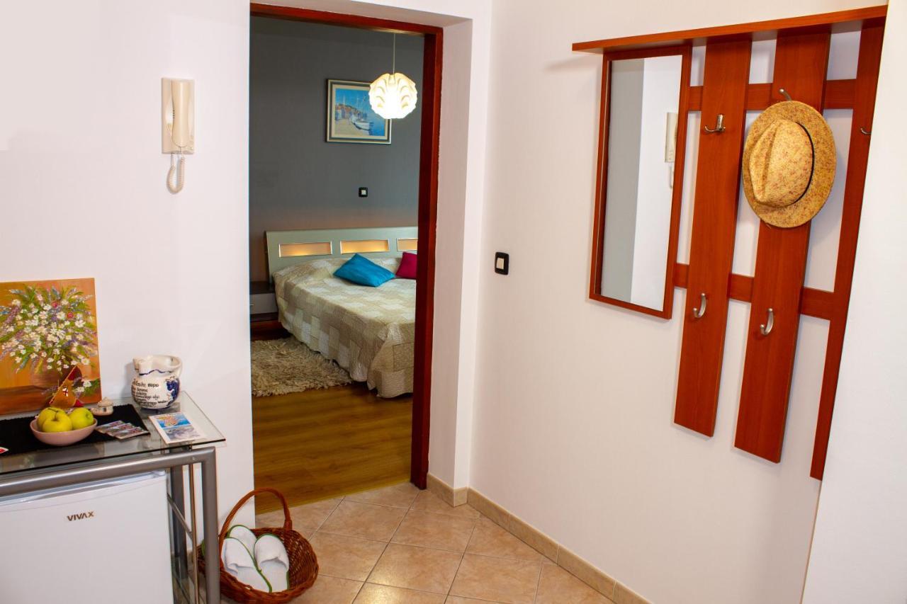 Room Adry Rovinj Exterior foto